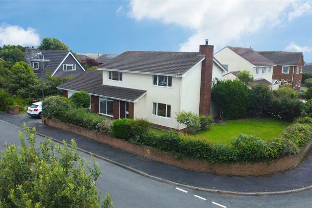 Faenol Isaf, Tywyn, Gwynedd, LL36 4 bed detached house for sale