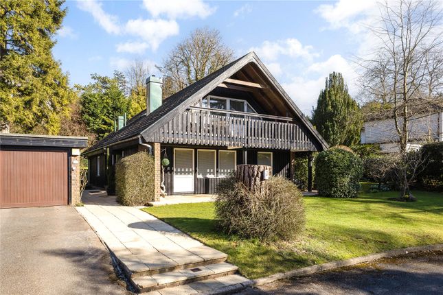 Gatton Close, Reigate, Surrey, RH2 5 bed detached house for sale