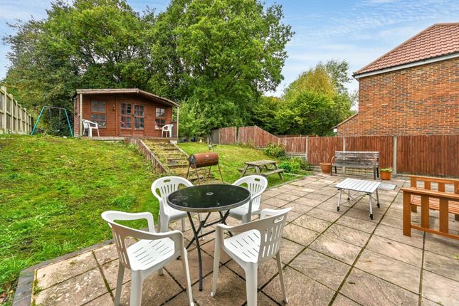 3 bed detached house