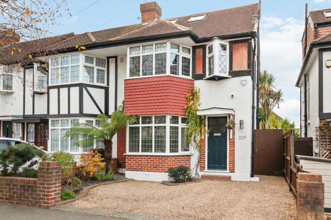 Aragon Road, Morden SM4 3 bed end of terrace house for sale