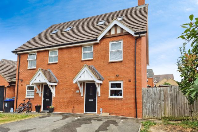 3 bedroom semi-detached house for sale