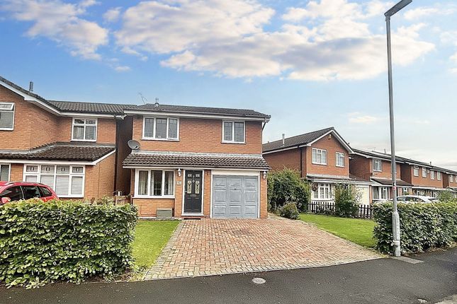 Farmleigh Drive, Crewe, CW1 3 bed detached house for sale