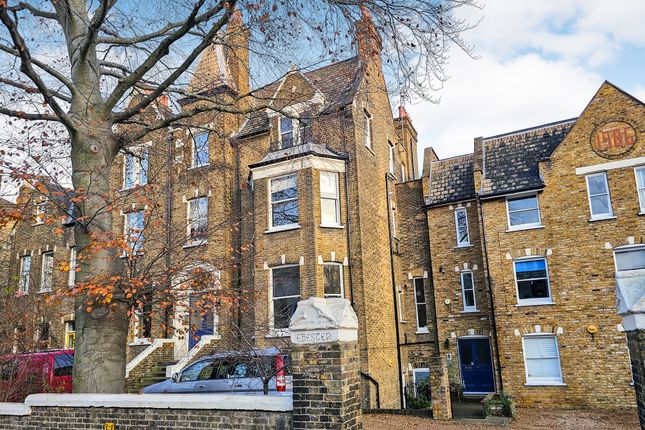 2 bed flat