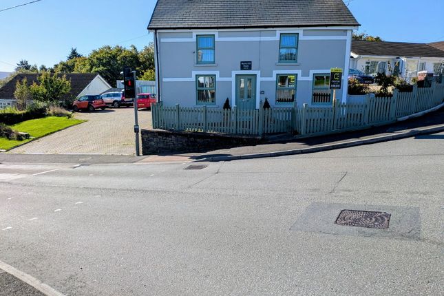 Hendre Road, Capel Hendre, Ammanford... 3 bed detached house for sale