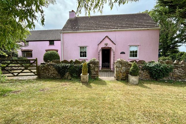 Hundleton, Pembroke, Pembrokeshire, SA71 3 bed detached house for sale