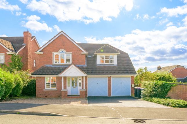 Peachwood Close, Grantham NG31 4 bed detached house for sale