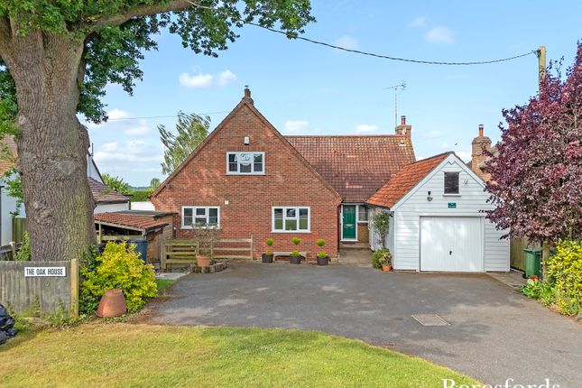 Chelmsford Road, Felsted, CM6 3 bed detached house for sale