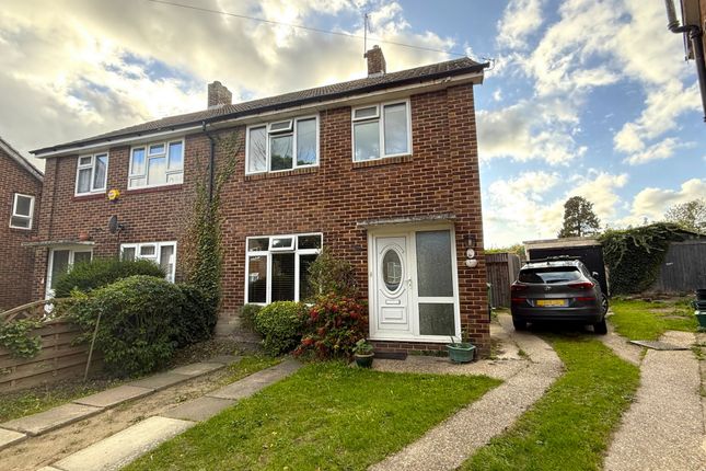 Calvin Close, Orpington, BR5 3 bed semi