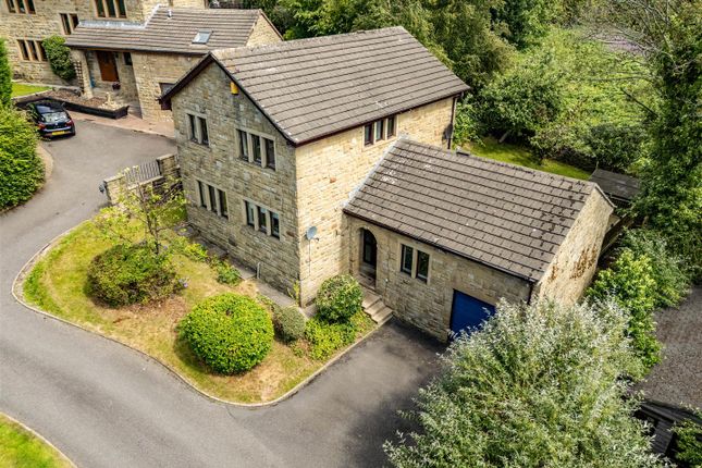 Catherine Close, Huddersfield HD3 4 bed house for sale