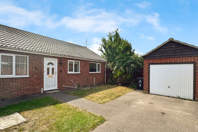 2 bedroom semi-detached bungalow for sale