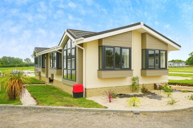 2 bedroom park home for sale