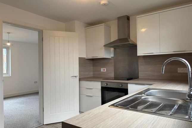 Ringden Avenue, Paddock Wood, Tonbridge 2 bed apartment for sale