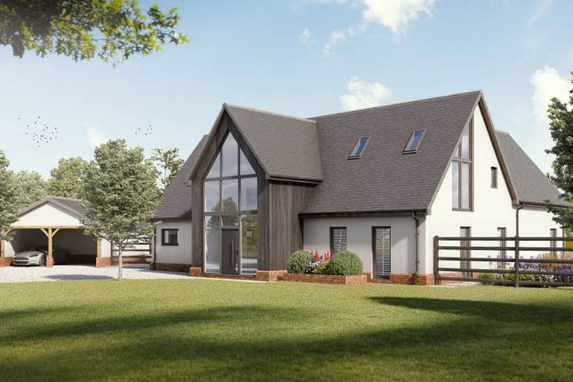 5 bed detached house