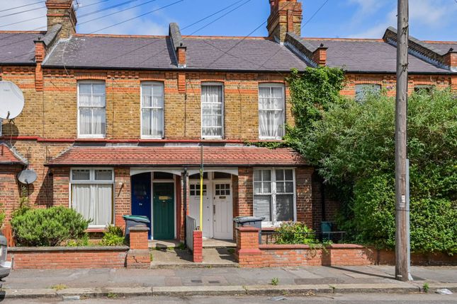 Moselle Avenue, Wood Green, London, N22 1 bed flat for sale