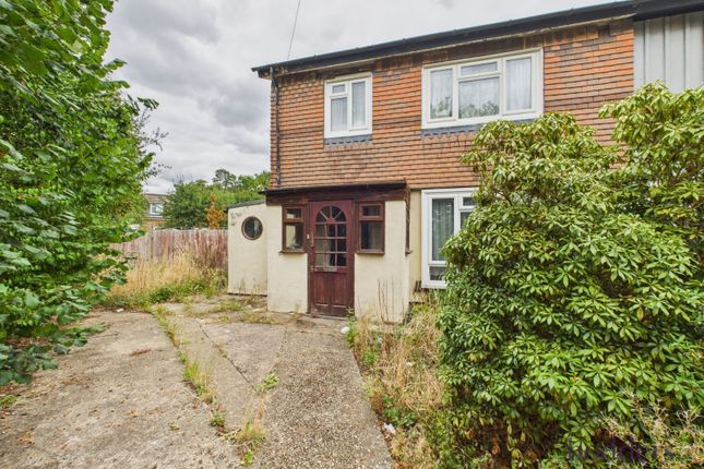 Mayfield Close, New Haw, Surrey, KT15 3 bed semi