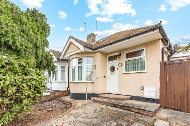 Derby Avenue, Upminster, RM14 2 bed bungalow for sale