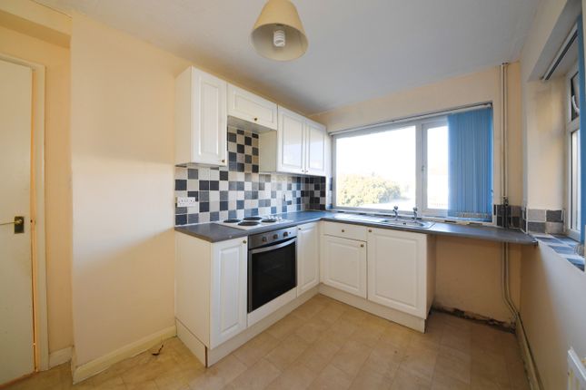 2 bed maisonette