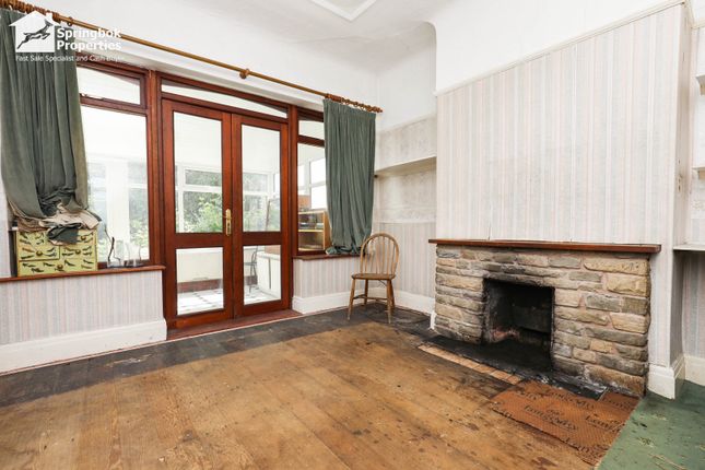 3 bed semi-detached house