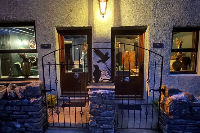 5 bedroom terraced house for sale