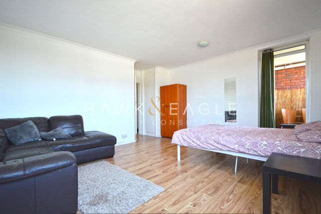 3 bed flat
