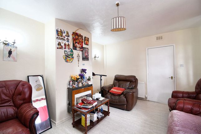 3 bed terraced house
