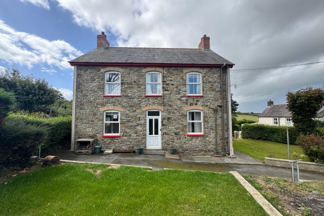 Llangrannog, Llandysul, SA44 4 bed detached house for sale