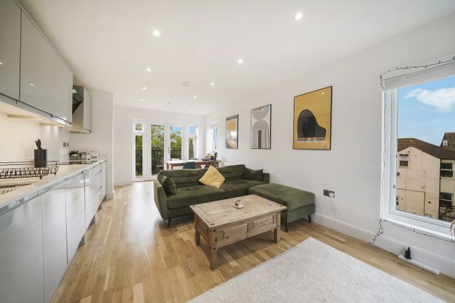 Beulah Road, Thornton Heath, CR7 2 bed flat for sale