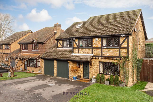 4 bed detached house