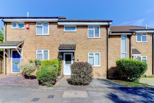 Lansdowne Way, Buckinghamshire HP11 3 bed terraced house for sale