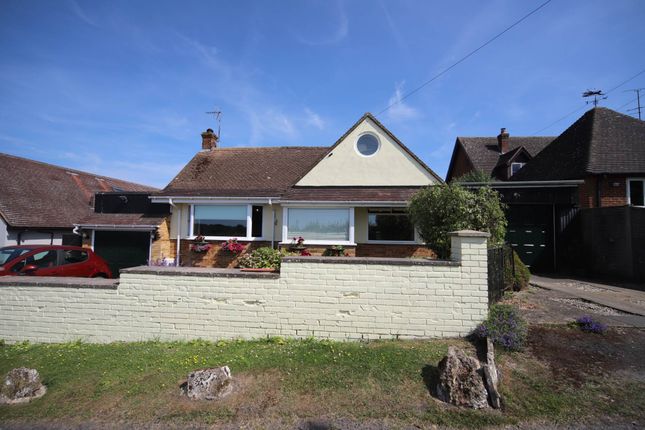 The Baulk, Cheddington 3 bed detached bungalow for sale