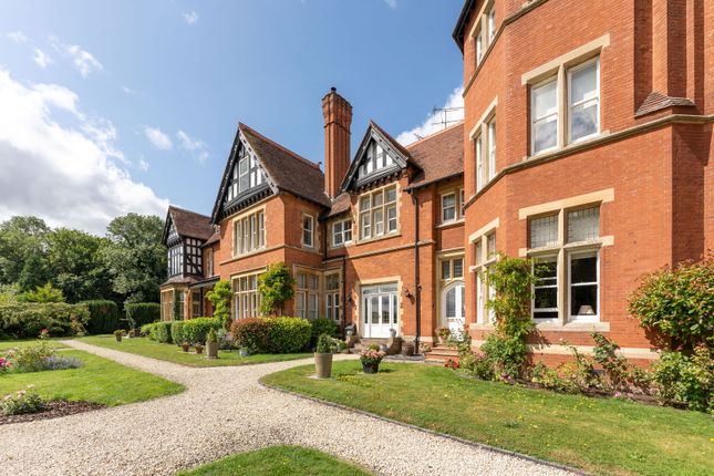 Temple Grafton B49 3 bed character property for sale