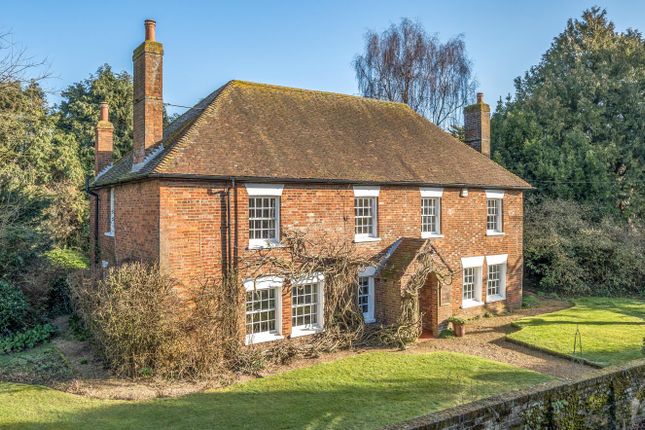 Lynsted ME9 5 bed detached house for sale