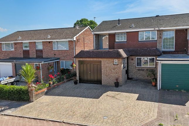 Stirling Close, Gillingham, ME8 3 bed semi