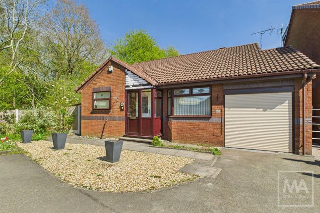 Hudson Close, Old Hall, Warrington 3 bed detached bungalow for sale