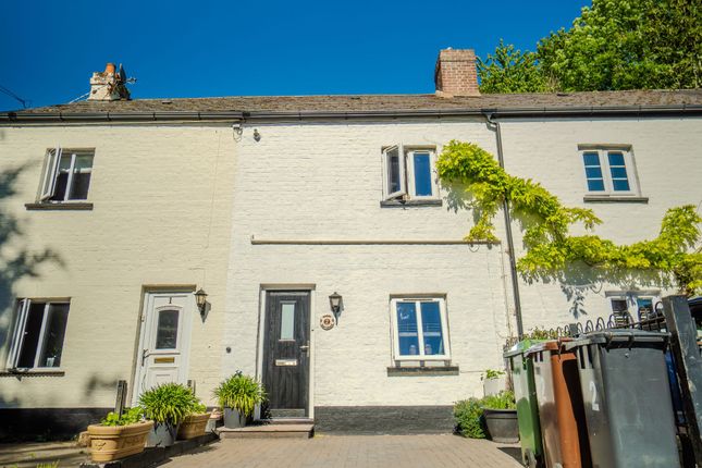 2 bedroom cottage for sale