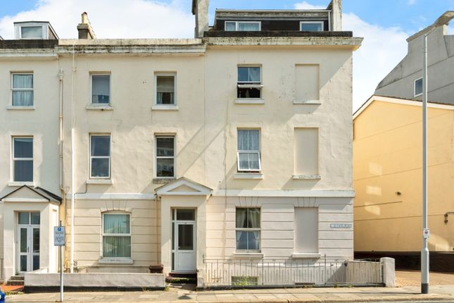 1 bedroom ground floor flat for sale