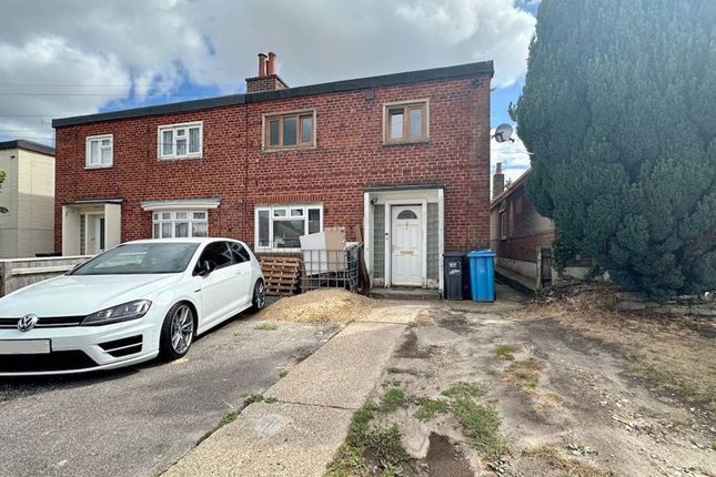 Old Farm Road, Poole BH15 1 bed flat for sale