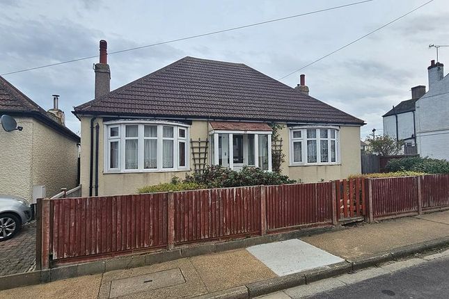 Cobblers Bridge Road, Herne Bay, CT6 8NT 3 bed detached bungalow for sale
