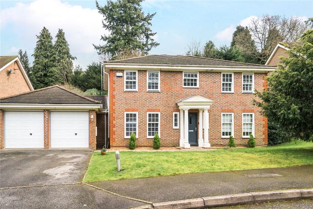 Clovelly Park, Hindhead, Surrey, GU26 4 bed detached house for sale