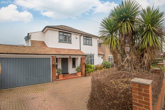 4 bed detached house
