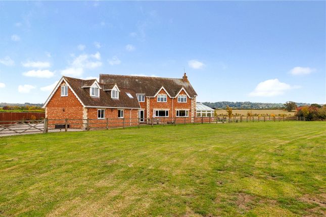 The Barton, Clyffe Pypard, Swindon... 6 bed detached house for sale