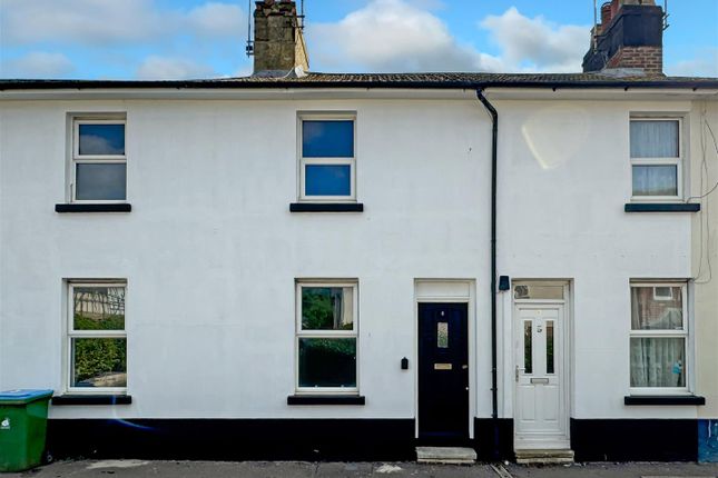 Albert Road, Littlehampton BN17 2 bed terraced house for sale