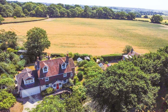 6 bedroom detached house for sale