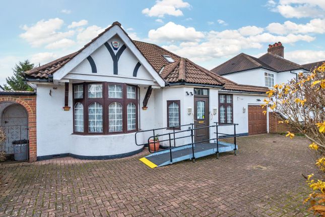 Park Avenue, West Wickham, BR4 3 bed bungalow for sale