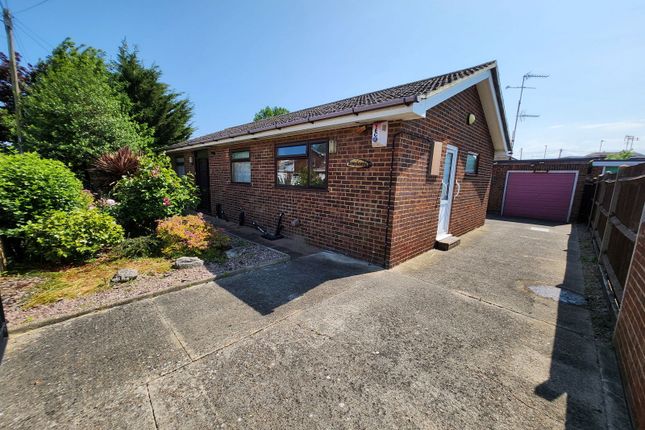 Sunnyside Avenue, Sheerness ME12 3 bed detached bungalow for sale