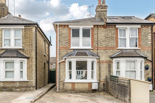 Kings Road, Kingston Upon Thames KT2 3 bed semi