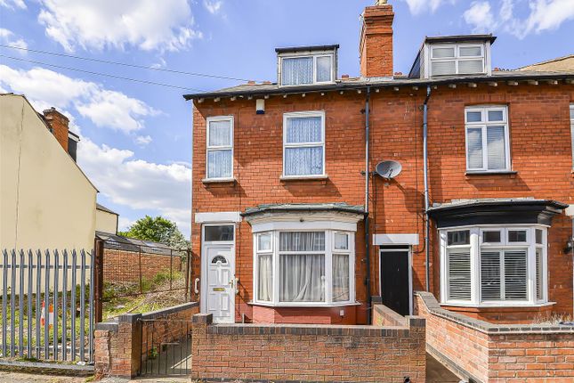 4 bedroom end of terrace house for sale