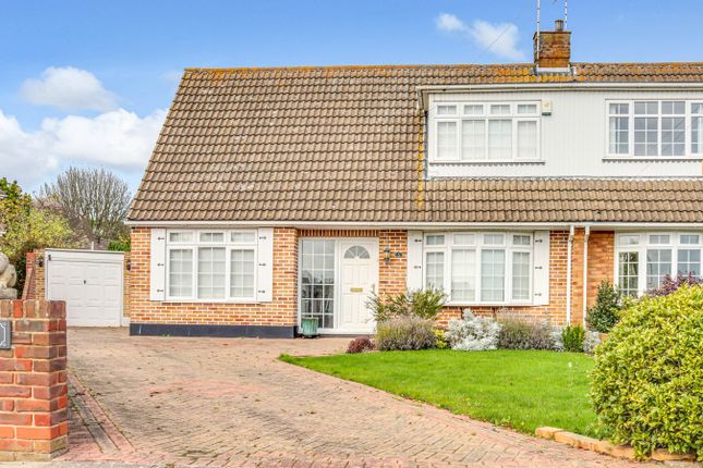 Chelsworth Close, Thorpe Bay SS1 3 bed semi