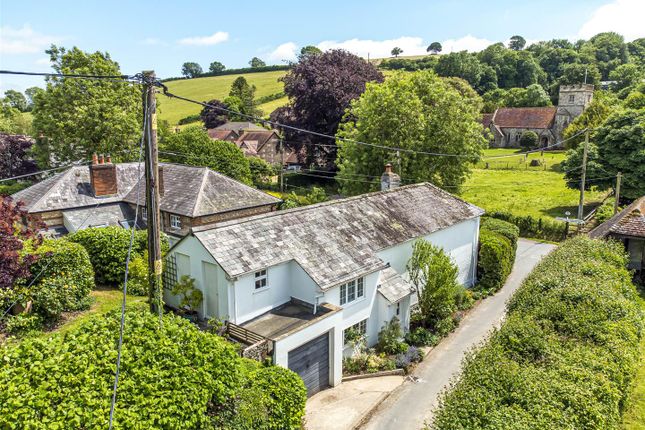 3 bedroom link detached house for sale