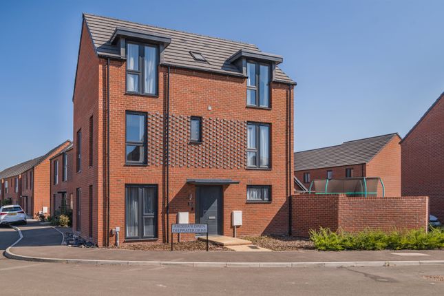 Deepwater Drive, Newport 4 bed detached house for sale